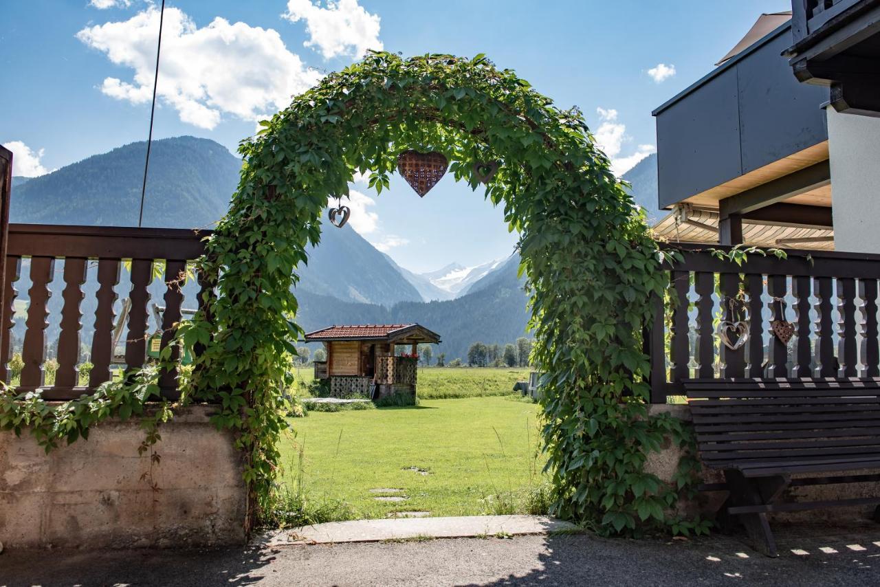Gaestehaus Dreier Neukirchen am Großvenediger Buitenkant foto
